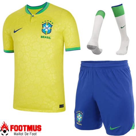 Image Ensemble Maillot Foot Bresil Domicile Short Chaussettes 2022