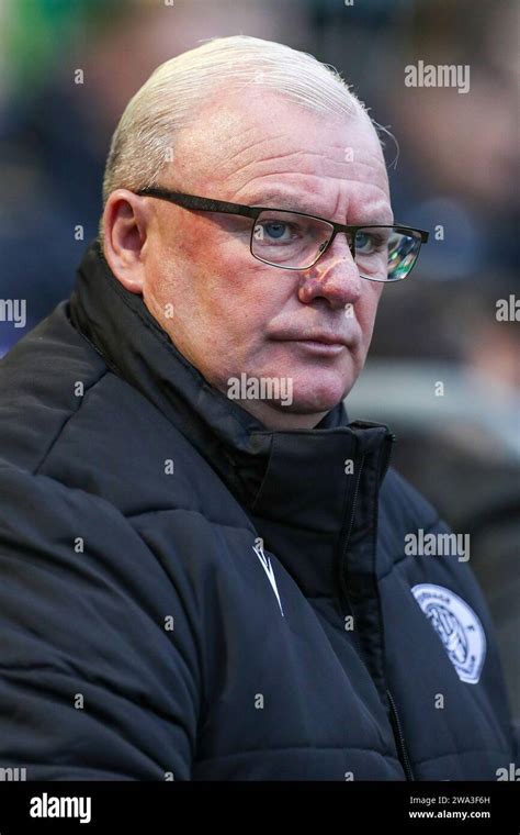 Portsmouth Uk St Jan Stevenage Manager Steve Evans During