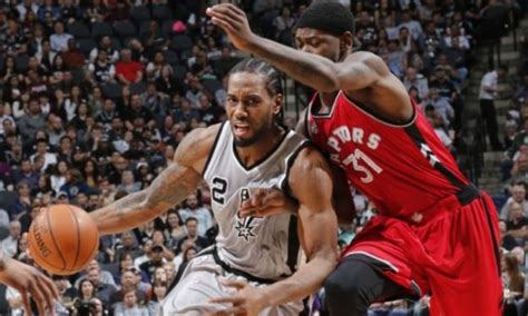 Spurs Raptors In Talks On Trade Involving Kawhi Leonard Demar Derozan