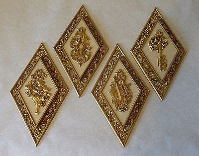 Vintage Syroco Set Of Four Diamond Shape Wall Plaques Gold Cream