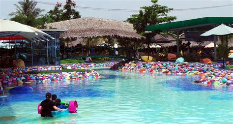 Review Cikao Park Purwakarta: Tempat yang Asyik untuk Berenang