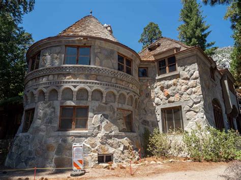 Why And How To Visit Vikingsholm Castle In Lake Tahoe