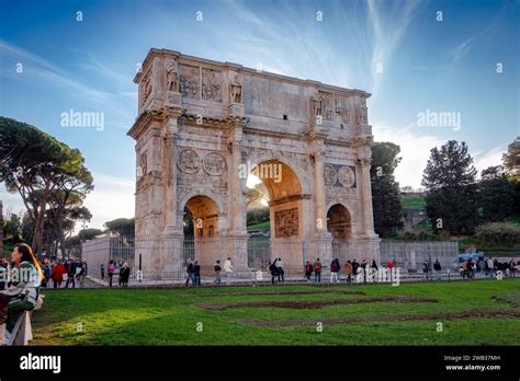 Rome The Arch Of Constantine Near Colosseum Arco Di Costantino Rome