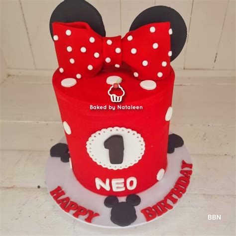 Red Minnie Mouse Cake With Bow Baked By Nataleen