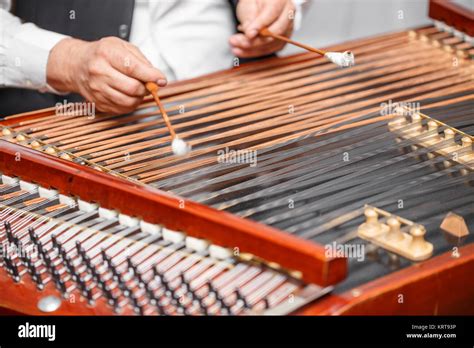Dulcimer Musical Instrument Hi Res Stock Photography And Images Alamy