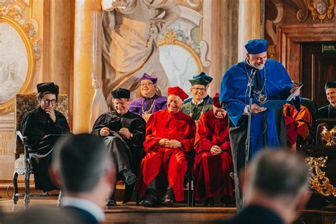 Noblistka Olga Tokarczuk Doktorem Honoris Causa Uniwersytetu Wroc Awskiego