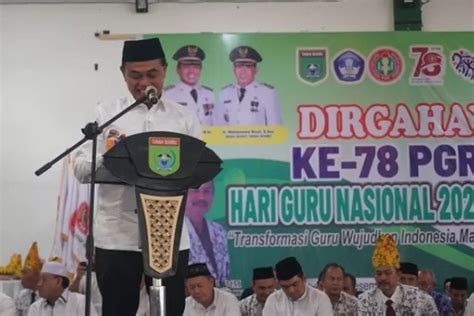 Guru Honorer Dan Guru PAUD Di Kabupaten Tanah Bumbu Dapat Kenaikan Gaji