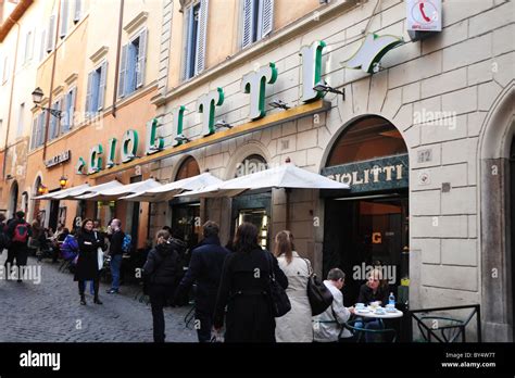 Rome Giolitti Cafe Hi Res Stock Photography And Images Alamy