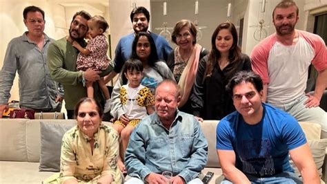 Salman Khan Shares Photo With Salma Khan Helen And Others On Salim