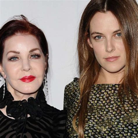 Atriz Riley Keough Neta De Elvis Concorda Em Pagar Milh Es Para Que