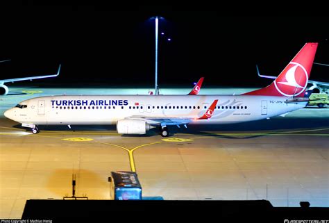 TC JYN Turkish Airlines Boeing 737 9F2ER WL Photo By Mathias Henig