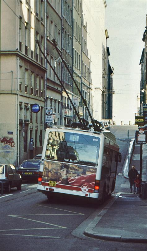 Photographes En Rh Ne Alpes Trolleybus Ligne Rue Des Tables