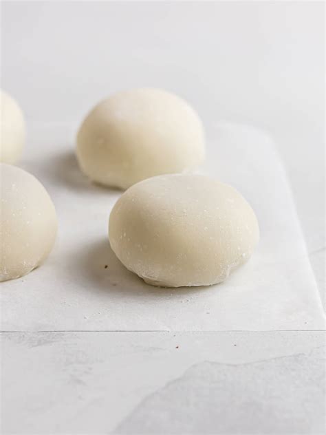 Peanut Butter Mochi (with sugar-free option) | Foodaciously