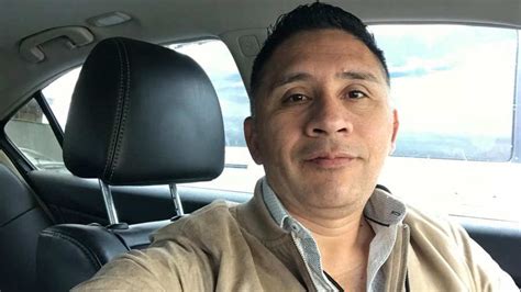 Periodista salvadoreño detenido por inmigración en EE UU saldrá bajo