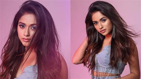 Jannat Zubair Rahmani Rocks Co Ord Denim Outfit And Eyemakeup Style