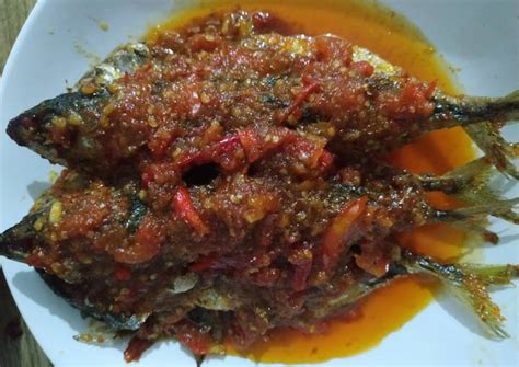 Resep Ikan Kembung Sambal Merah Oleh Meti Fitriani Cookpad