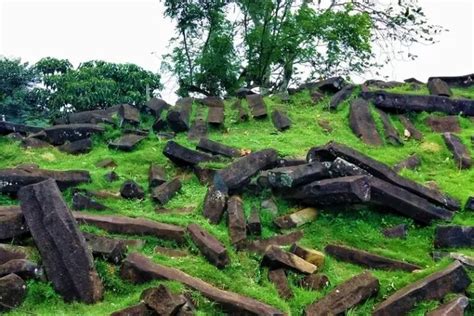 Atmosfer Misterius Situs Gunung Padang Berhasil Menarik Minat Peneliti