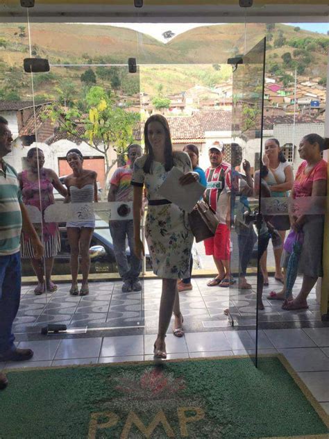 Dayse Juliana Toma Posse Como Prefeita De Primavera