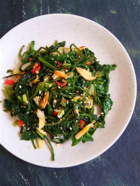 Spinach Stir Fry With Garlic Spoons Of Flavor