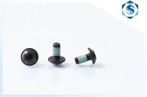 Výroba šroubů - šroubárna Turnov