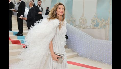 Foto Gisele B Ndchen Tamb M Representou O Brasil No Met Gala Deste Ano