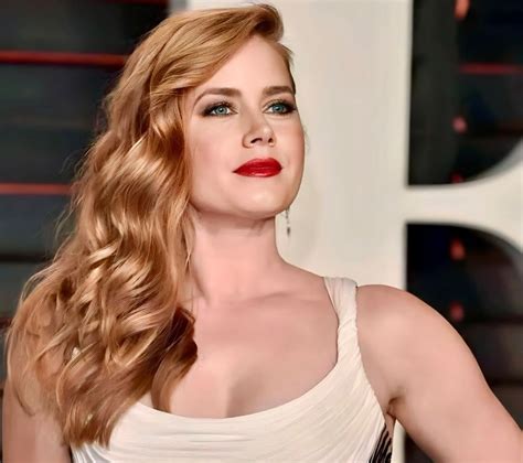 Amy Adams In Bikini Celebrating Body Positivity And Confidence