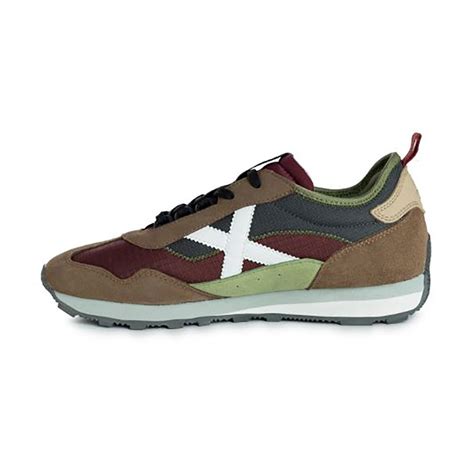 Munich Um 63 Trainers Brown Dressinn