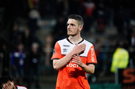 Fc Lorient Touché à La Cheville Face à Concarneau La Durée D