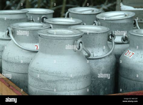 Bulk Milk Tank Hi Res Stock Photography And Images Alamy