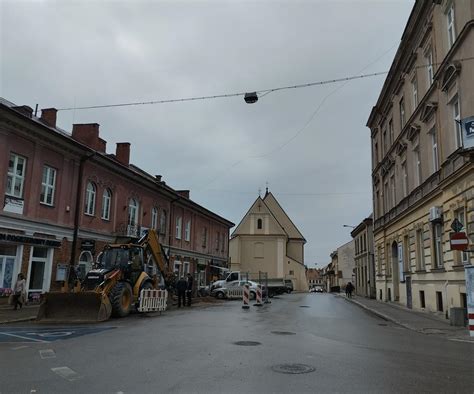 Ludzkie Szkielety W Centrum Tarnowa Co Jeszcze Skrywa Ziemia Przy