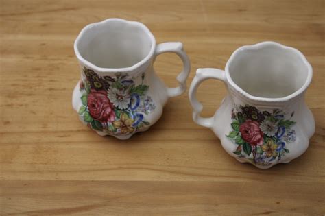 Vintage Crownford England China Tea Mugs Or Coffee Cups English Garden