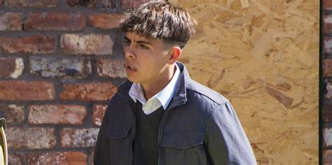 Coronation Street S Luca Toolan Shares Awkward Naked Encounter With Fan