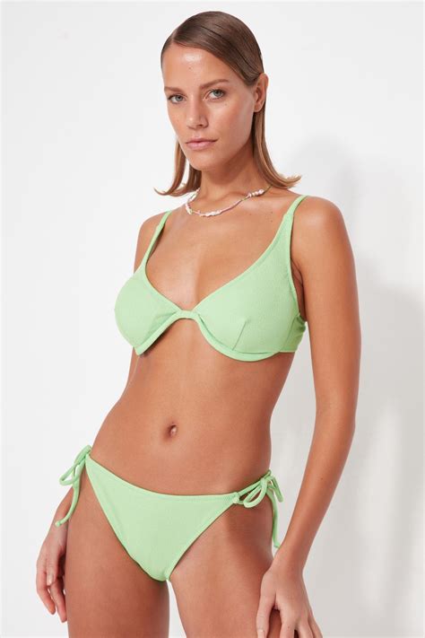TRENDYOLMİLLA Yeşil Bağlamalı Havlu Normal Paça Bikini Altı TBESS23BA00280 Fiyatı Yorumları