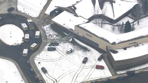 Tiroteo En Una Escuela Secundaria De Michigan Deja Tres Muertos