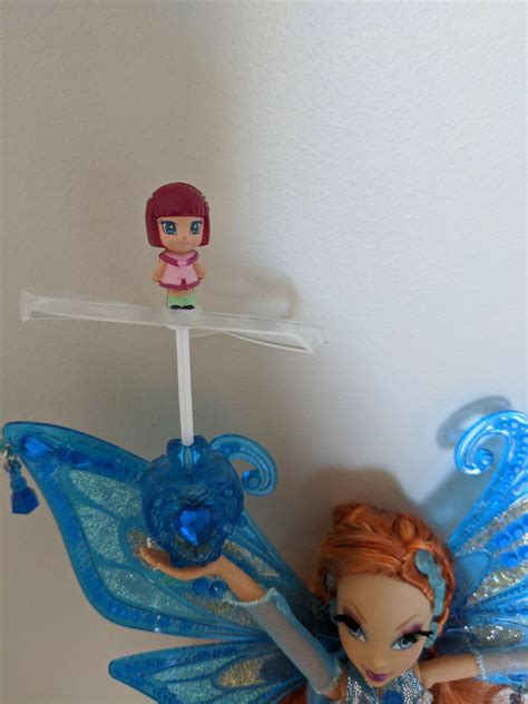 Mattel Winx Club Enchantix Pixie Flight Bloom Doll Rare