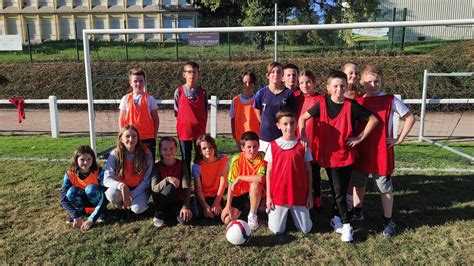 Football Et Badminton Au Programme De La Journ E Nationale Du Sport