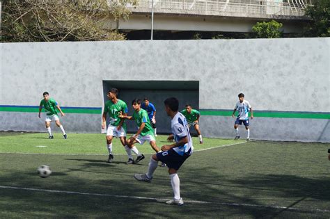 Halcones UV a la U Regional de Tlaxcala en Fútbol Bardas Varonil