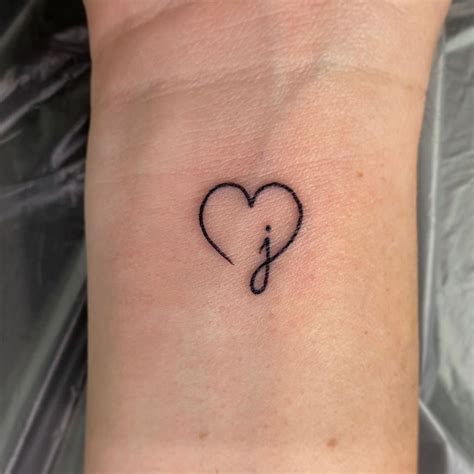 Ideas Heart Tattoos The Meaning Behind The Tattoo Of Love