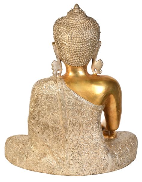 17 Tibetan Buddhist Lord Buddha Wearing A Carved Robe In Earth