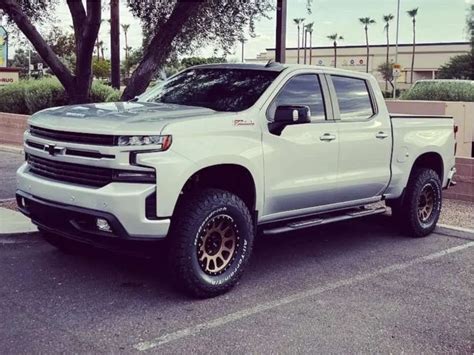 2022 Chevrolet Silverado 1500 With 18x9 12 Method Mr305 And 35 12 5R18