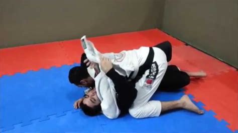 Jiu Jitsu Qg Sa Da Defesa Da Montada Mount Escape By Andr