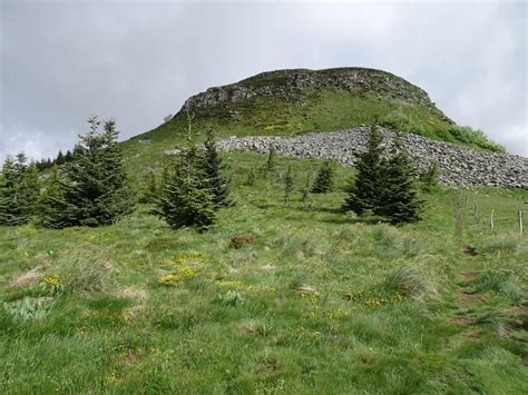 Puy De Chambourguet 1521m Et Puy De Montchal 1407m Par Super Besse