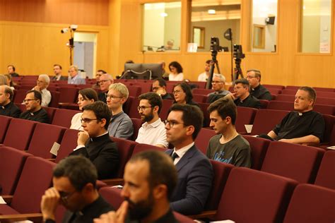 Symposium Der Ratzinger Sch Lerkreise In Rom Radio Horeb Leben Mit