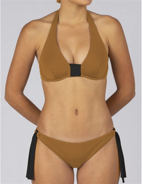 Sujetador De Bikini Halter Con Aros De Janina Born