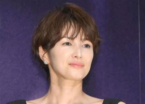 吉瀬美智子48歳 雰囲気が激変 すっぴん＆老眼鏡の飾らない素顔公開 ちょい別人「素敵」「美しく年齢重ねて」 芸能 デイリースポーツ Online