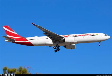 B Nbu Airbus A Air Mauritius Jon Logan Jetphotos