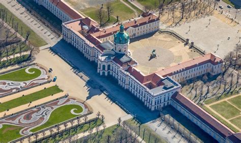 Luftbild Berlin Palais Des Schloss Im Ortsteil Charlottenburg In