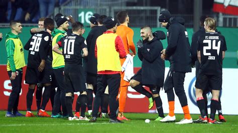 Dfb Pokal News Fc Augsburg Als Schlechtere Mannschaft Im