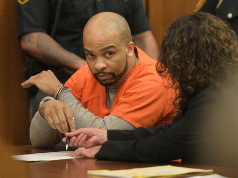 Victims Father Attacks Serial Killer Michael Madison In Courtroom