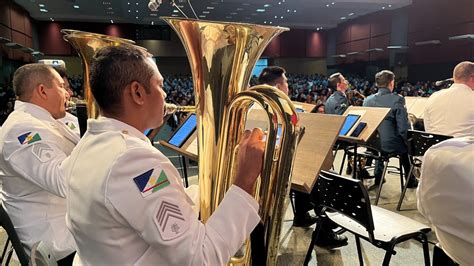 Banda Da Pol Cia Militar Apresenta Concerto Sucessos Da M Sica